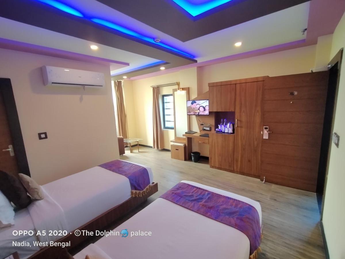 Dolphin Chocolate Inn Chandannagar Extérieur photo