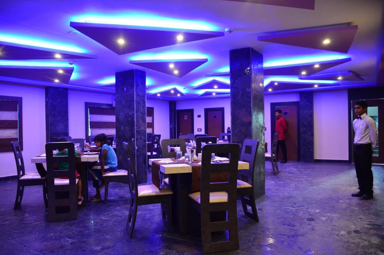 Dolphin Chocolate Inn Chandannagar Extérieur photo