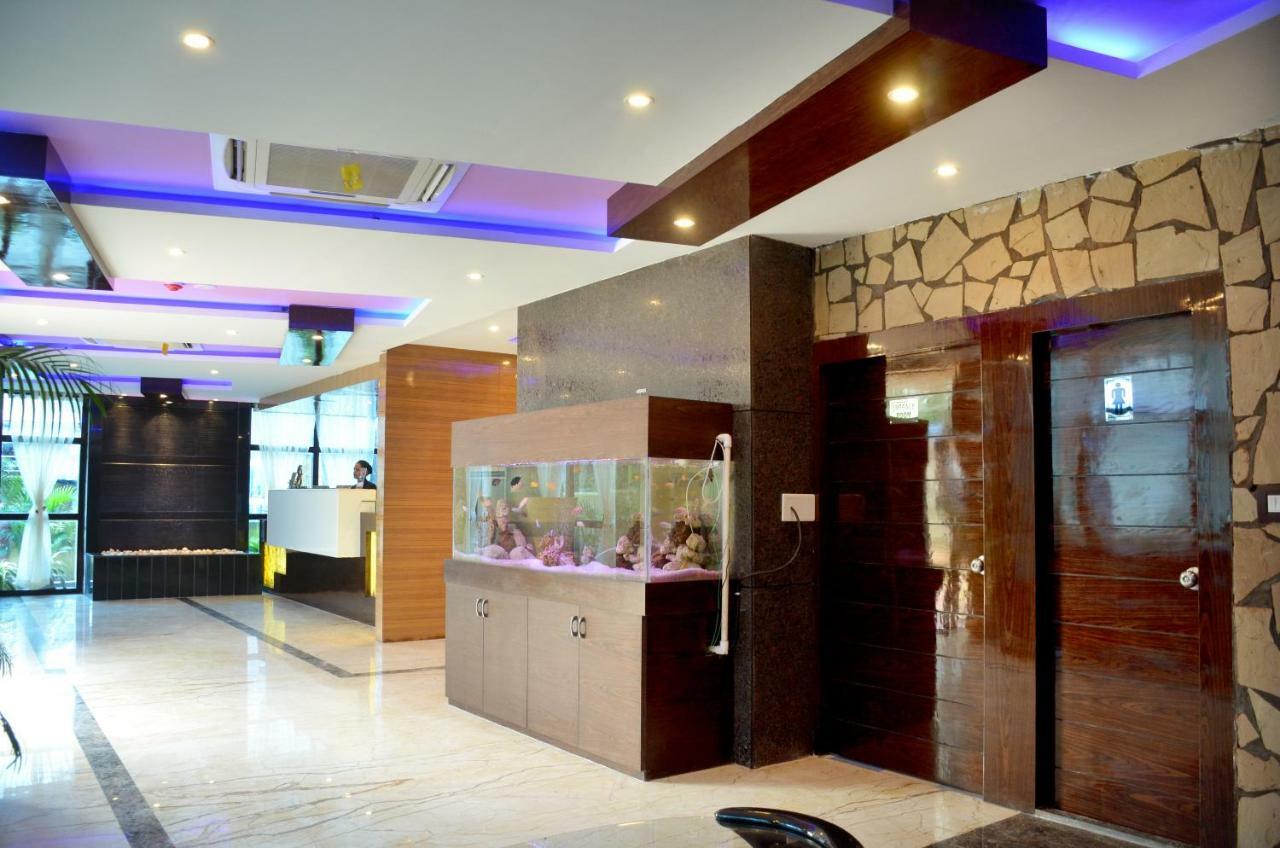 Dolphin Chocolate Inn Chandannagar Extérieur photo